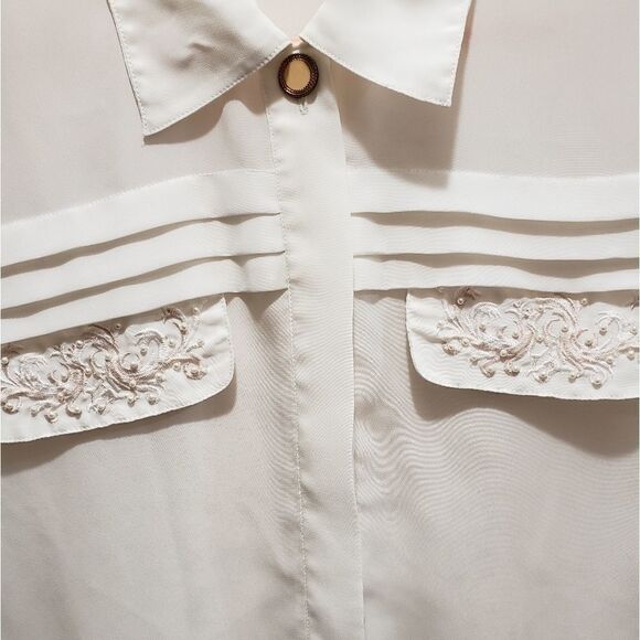 Kathy Che Button front blouce, ivory, 14 - Picture 3 of 4